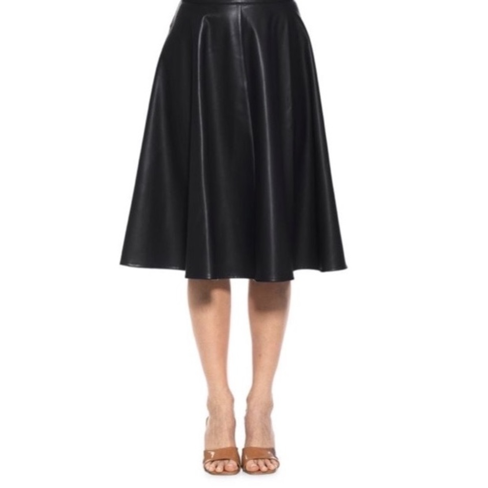 Forever 21 Black faux Leather MIDI Skirt